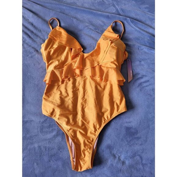 MolyBell swimsuit  - Picture 1 of 9